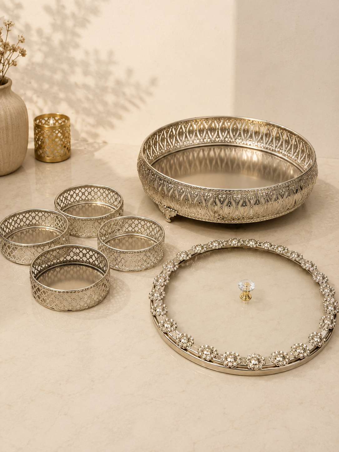 Round Metal Dry Fruit Tray
